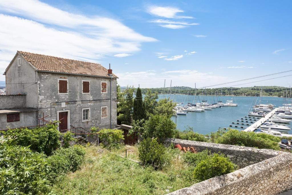 Apartments Tara, Šibenik - Mandalina Bagian luar foto